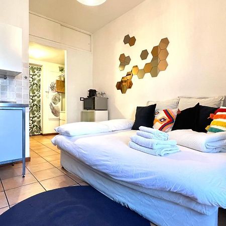 Comecasa Grazioso Monolocale In Porta Romana Apartman Milánó Kültér fotó