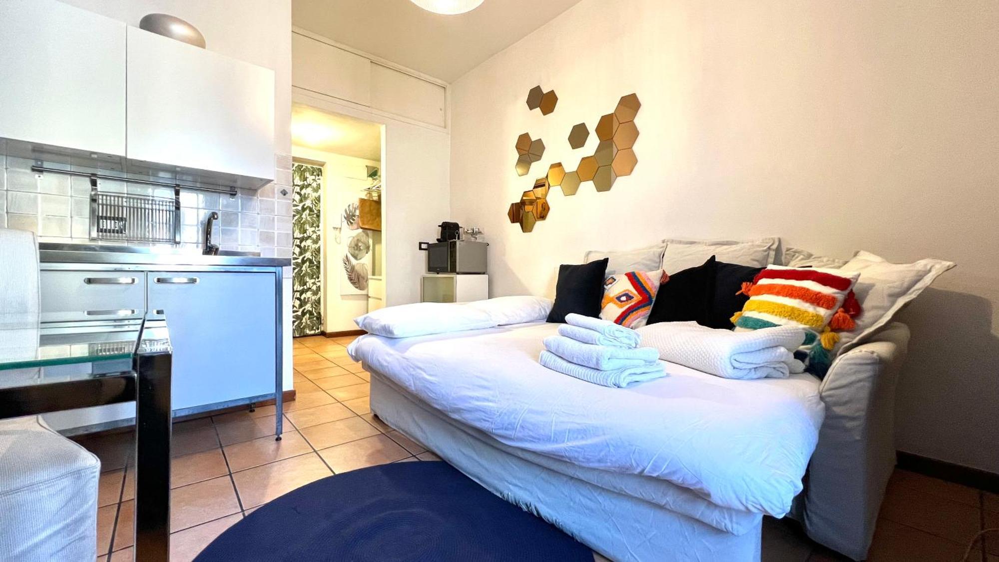 Comecasa Grazioso Monolocale In Porta Romana Apartman Milánó Kültér fotó