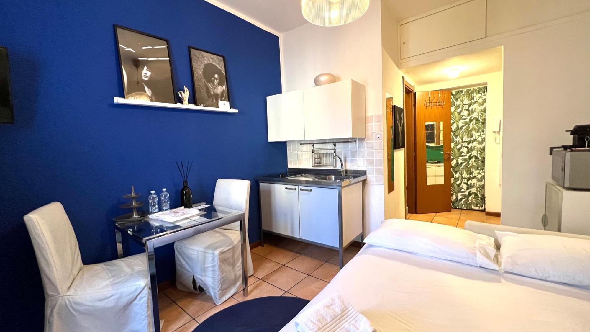 Comecasa Grazioso Monolocale In Porta Romana Apartman Milánó Kültér fotó